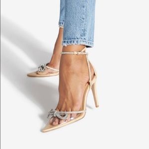 Clear/Beige Shiny Heel✨ Size 8